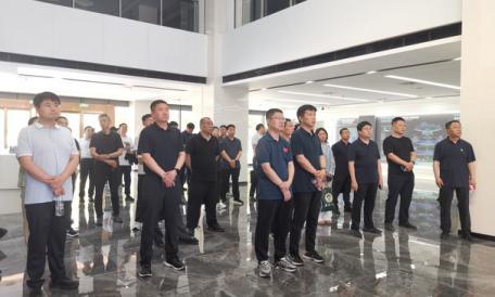 集团董事长苗广发参加东营市科技创新专题培训班